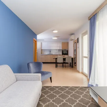 Apartment Garden Palace - Sembid With Terrace