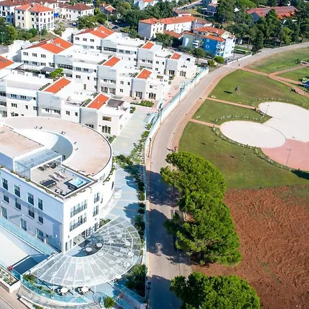 Apartment Garden Palace - Sembid With Terrace
