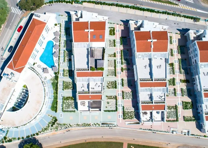 Garden Palace - Sembid With Terrace *