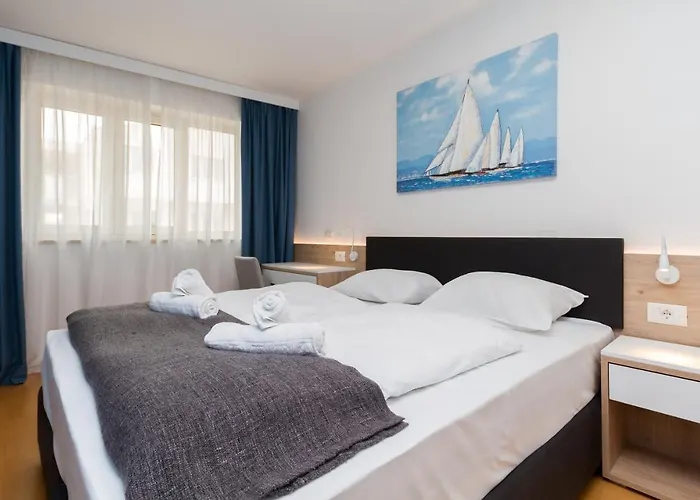 Garden Palace - Sembid With Terrace Διαμέρισμα Ουμάγκ