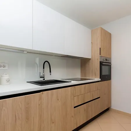 Апартаменты Garden Palace - Sembid With Terrace