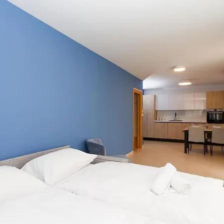 Garden Palace - Sembid With Terrace Умаг